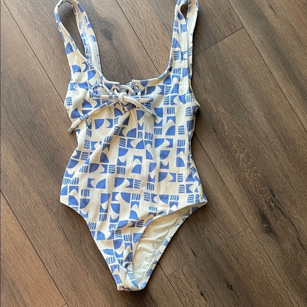 Billabong Cool Tides One Piece Swimsuit- XS - Picture 2 of 6